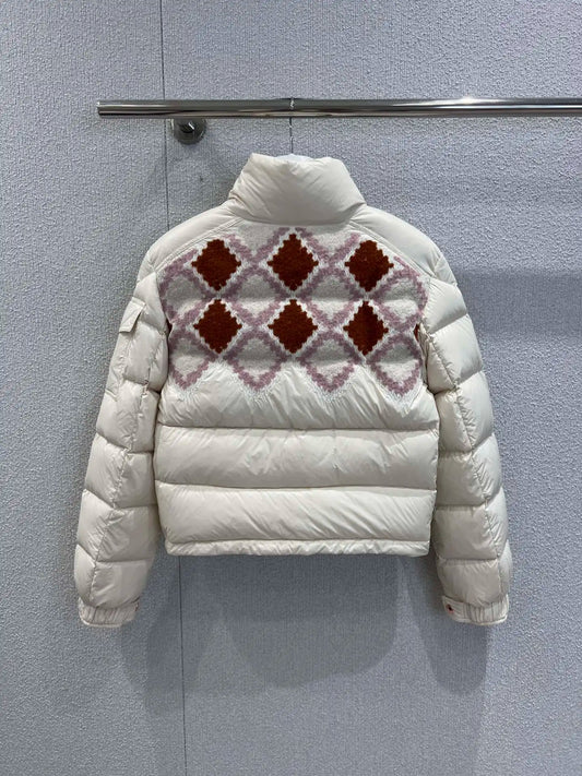 2025 Fall/Winter New Arrival Knit Embroidered Puffer Jacket with Short Down  336