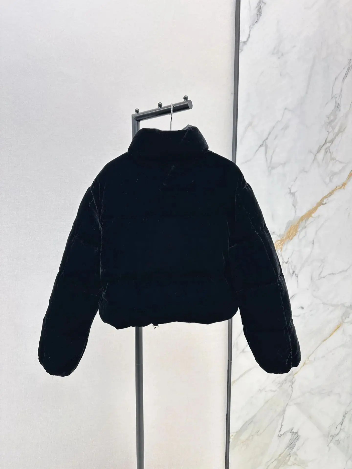 2025 Autumn/Winter New Velvet Stand up Collar Short Down Jacket Short Version Versatile Lightweight and Soft Sticky 364