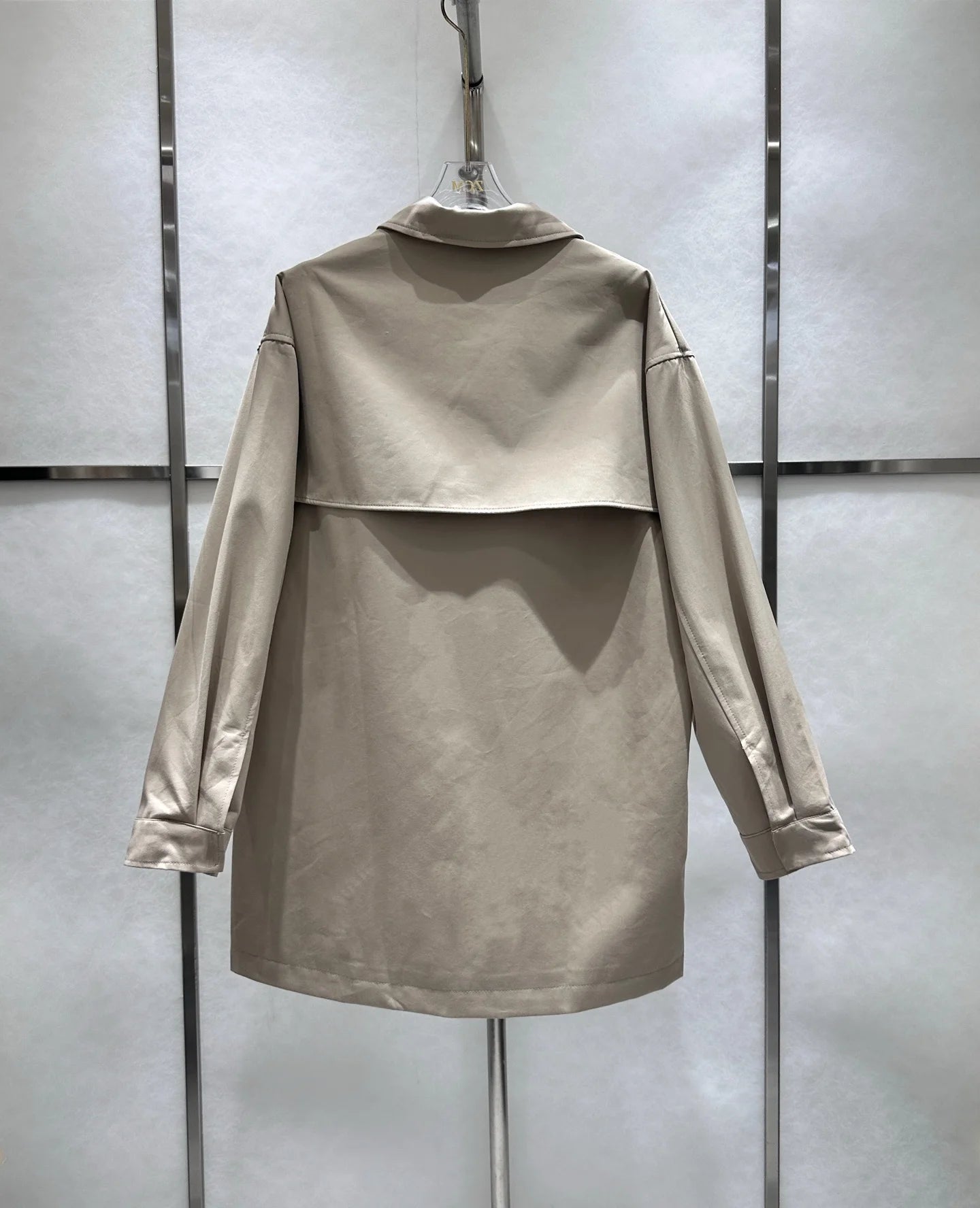 Mid-length trench coats for women's fashion in autumn, British-style overcoats with lapel silhouettes