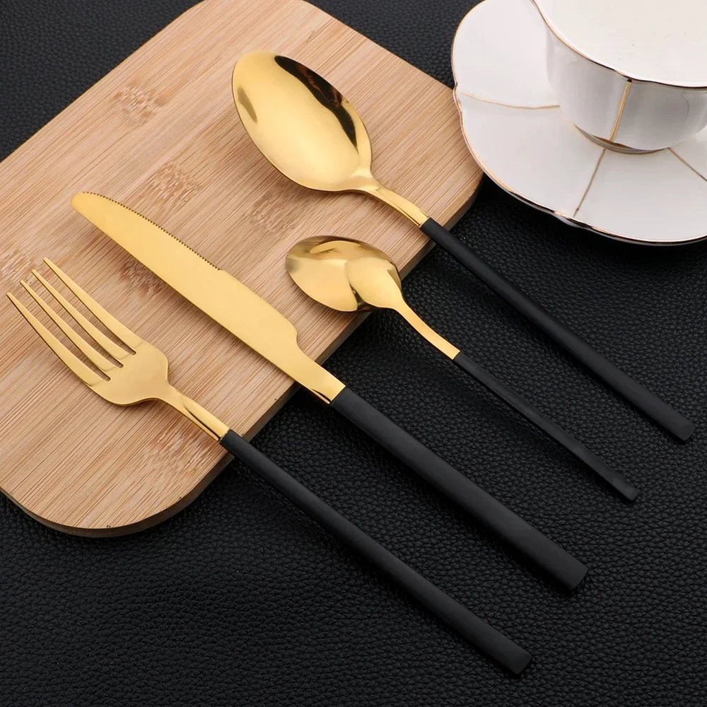 24Pcs Dinnerware Set Stainless Steel Cutlery Set Silver Knife Fork Spoon Dinner Flatware Set Kitchen Silverware Tableware Set