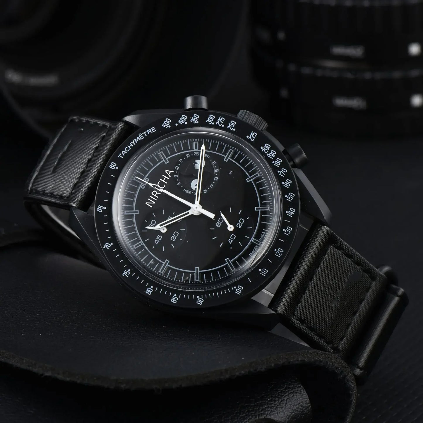 Stylish 2025 Moon Landing Commemorative Watch - Six-Hand Quartz Chronograph for Space Enthusiasts