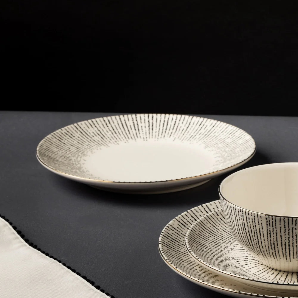 Stoneware Dinner Plate Unique Pattern Durable Ceramic Round Serving Plate Dishwasher Safe Ideal Daily Use Special Gatherings