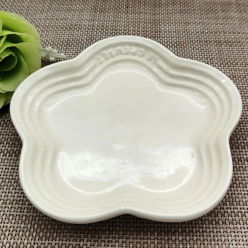 Plum Blossom Small Plate 5.5Inches 14cm Rainbow Sauce Plate Flower Shaped Pet Gradual Spike Bone Plate Tableware Ceramic Dishs