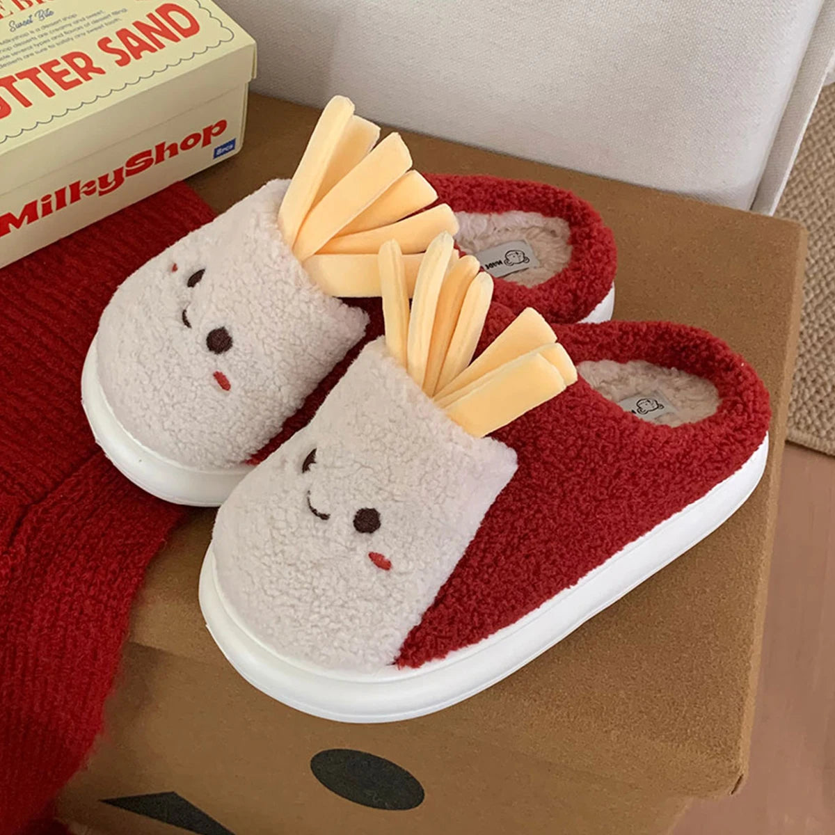 Fun Croissant Bread Cotton Slippers for Men and Women, Winter Couple Home Use, Thick-Soled Non-Slip Home Slippers for Women