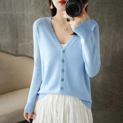 2025 New V-Neck Temperament Small Fragrant Wind Women Loose Sweater Sweater All Sweater Coat Special Offer Cardigan ZHI D035