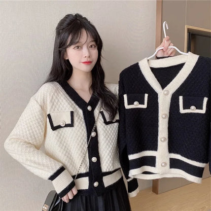French Style Short Knitted Sweater Women's Fashion Versatile Miniature Wind Coat 2025 Autumn New Arrival V-neck Long Sleeve