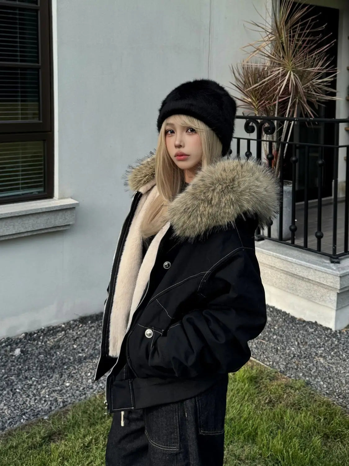 2000s Aesthetic Black Elegant Jacket Woman 2025 Winter Y2k Zip Up Hooded Design Harajuku Coat Female Loose Casual Chic Outfits