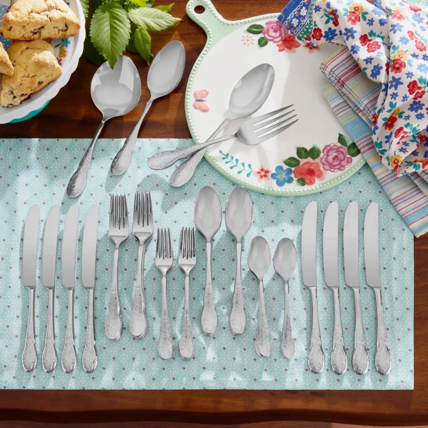 44-Piece Stainless Steel Flatware Set, Service for 12, Complete Silverware Collection for Dining, Entertaining & Dishwasher Safe