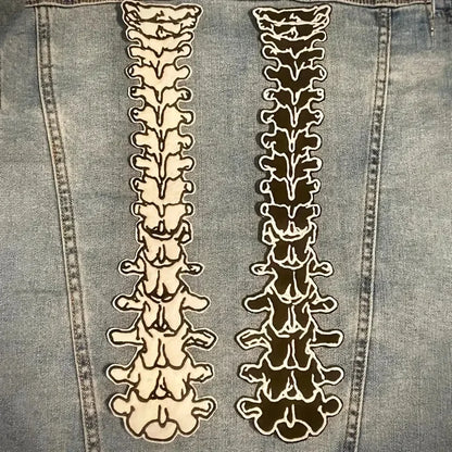2-Pack of Large White or Black Spine Bone Iron-On or Sew-On Patches, Spine Patches, Black and White Punk, Gothic Style Patches, Oversized Badges, Can Be Used on Bags, Jeans, Jackets, Vests, Can Be Freely Cut and Sewn, DIY Cre
