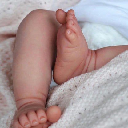 Risbecko 18"/45cm Realistic Reborn Girl Baby Doll Full Body Vinyl Silicone 3D Hand Painted Newborn Gift Birthday Gift Christmas