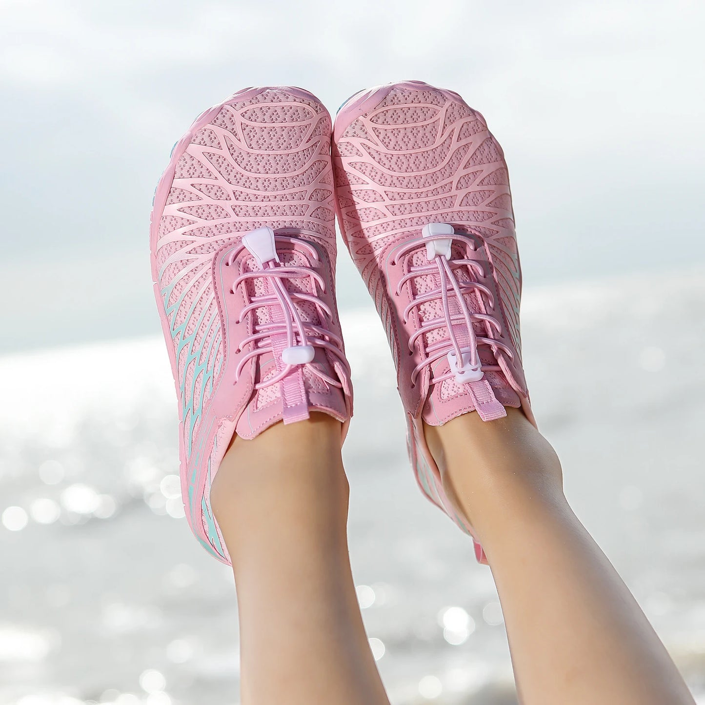 Couple Summer Beach Anti-Slip Aqua Shoes New Quick-Dry Aqua Shoes  Swimming Wading Breathable Creek Tracing Aqua Shoes