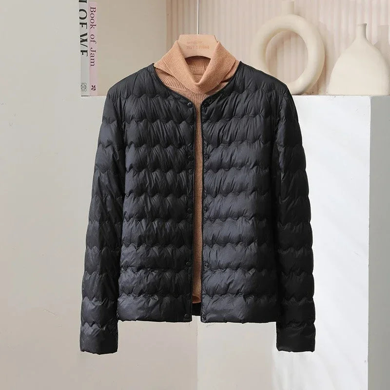 White Duck Down Coat 2025 New Down Jacket Woman Autumn Winter 90% Liner Ultralight Thin Portable Puffer Jacket Keep Short Coat