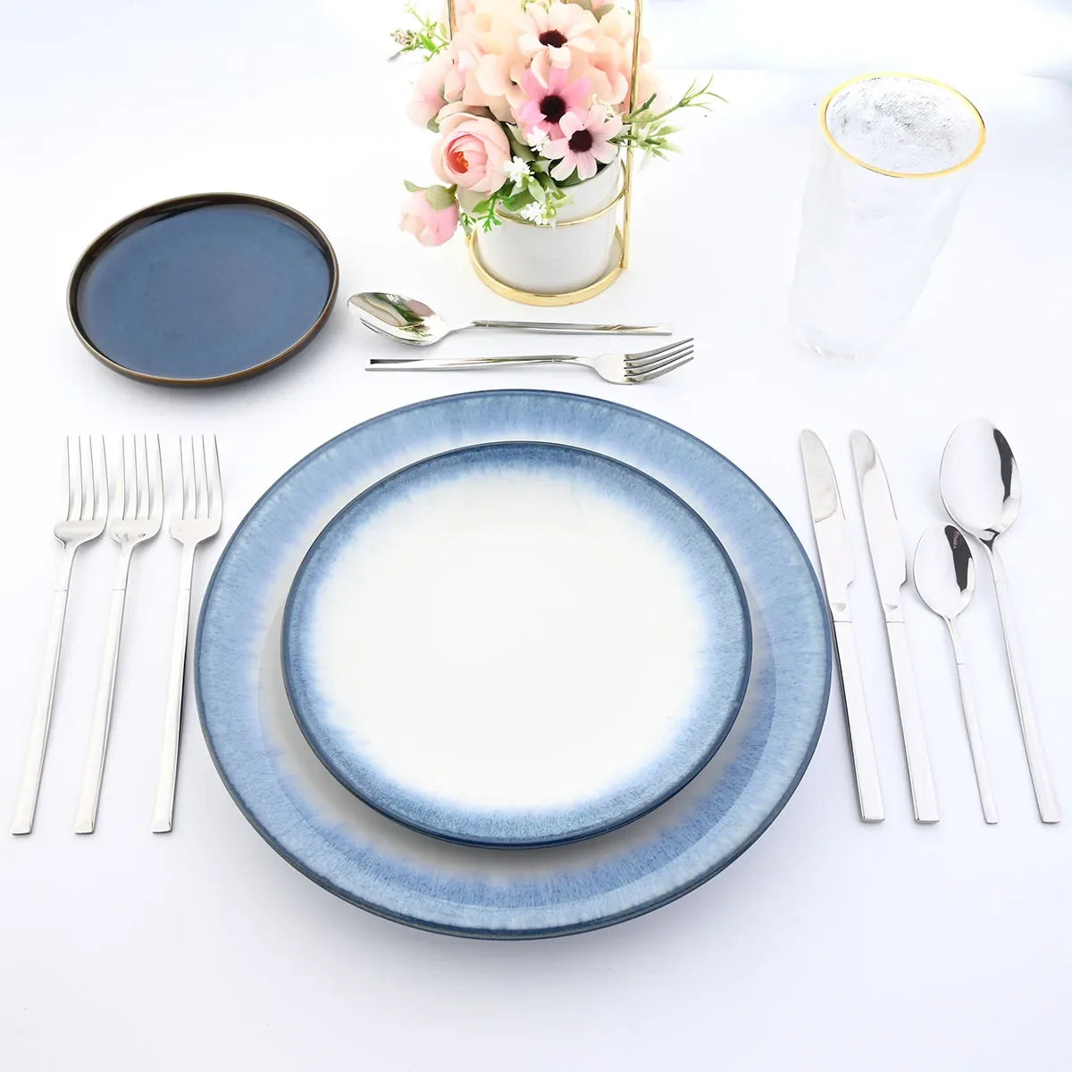 24Pcs Dinnerware Set Stainless Steel Cutlery Set Silver Knife Fork Spoon Dinner Flatware Set Kitchen Silverware Tableware Set