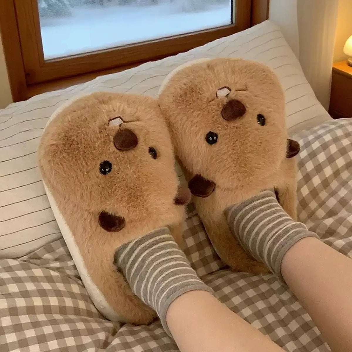 Fun Croissant Bread Cotton Slippers for Men and Women, Winter Couple Home Use, Thick-Soled Non-Slip Home Slippers for Women