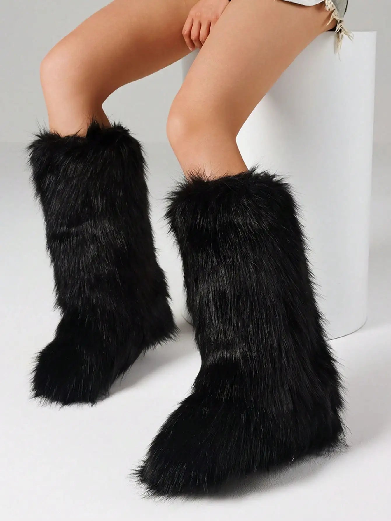Furry Fluffy Women Snow Boots Warmplush Knee High Flats Luxury Fashion Punk Goth Cosplay Women Winter Shoes