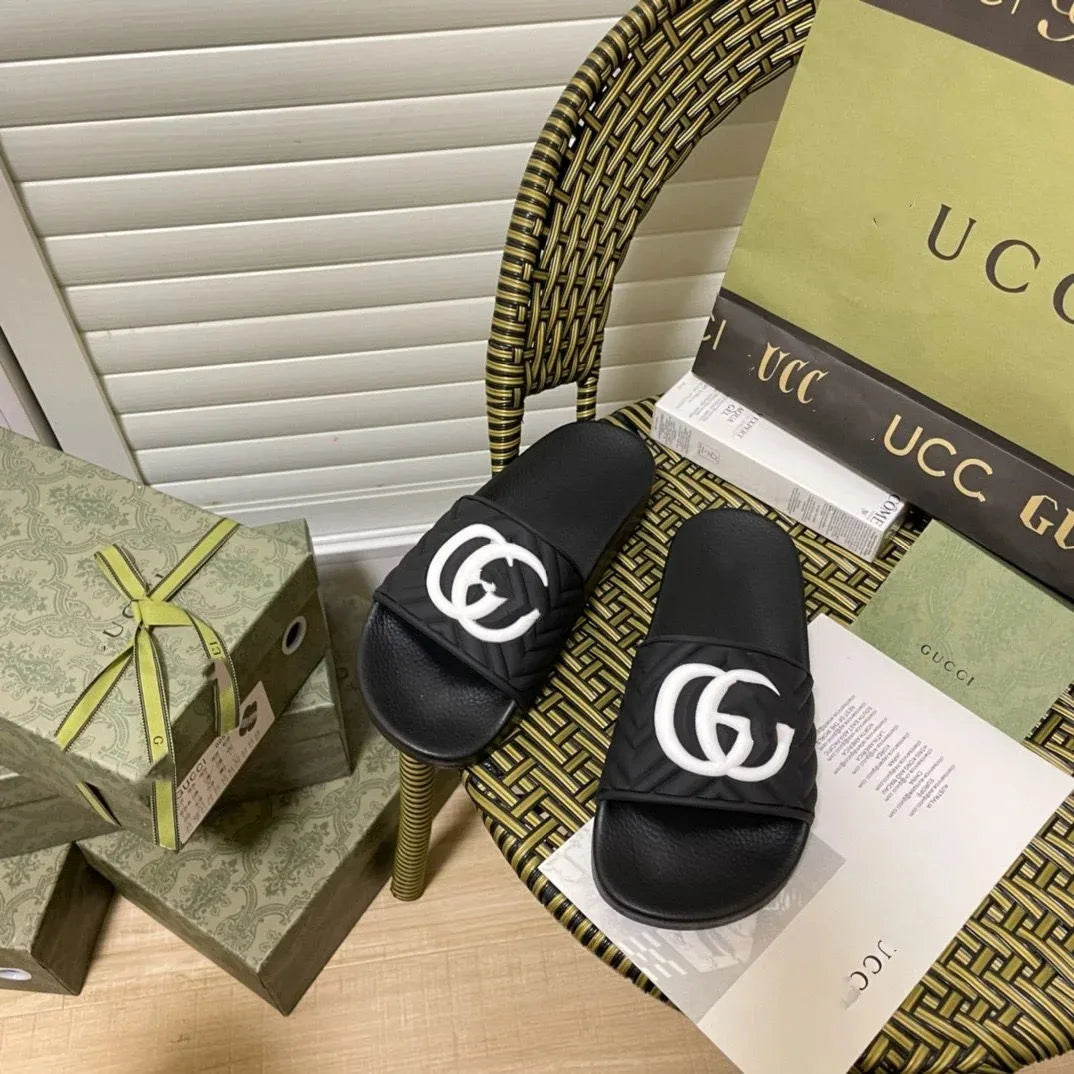 25 explosive slippers summer fashion outside wear women couples new striped thick soles non-slip word home bath bathroom