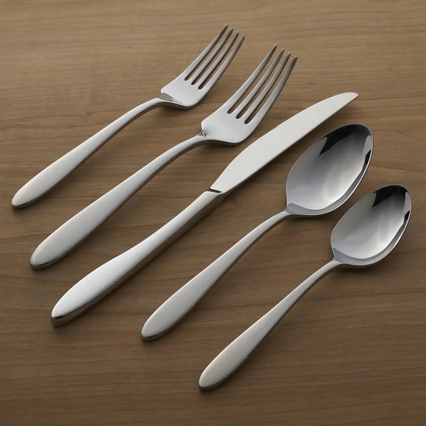 Modern Stainless Steel Silverware Set for 4, 20-Piece Dishwasher Safe Flatware with Wood Tray