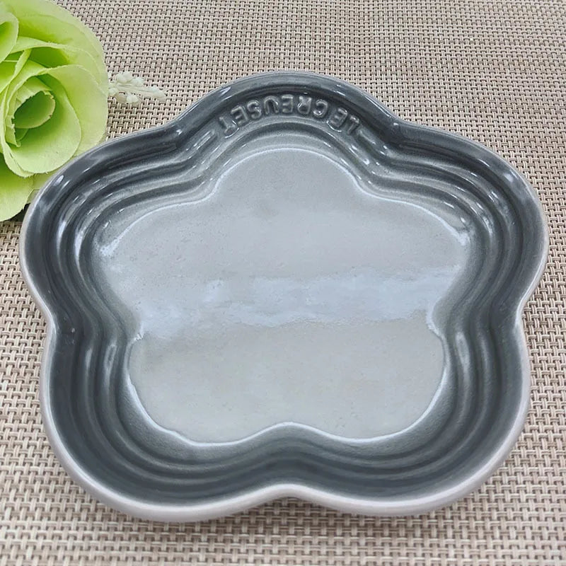 Plum Blossom Small Plate 5.5Inches 14cm Rainbow Sauce Plate Flower Shaped Pet Gradual Spike Bone Plate Tableware Ceramic Dishs